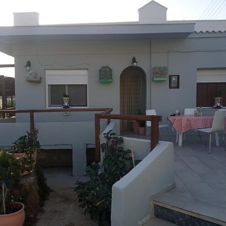 Katerina'S Apartments Kini מראה חיצוני תמונה