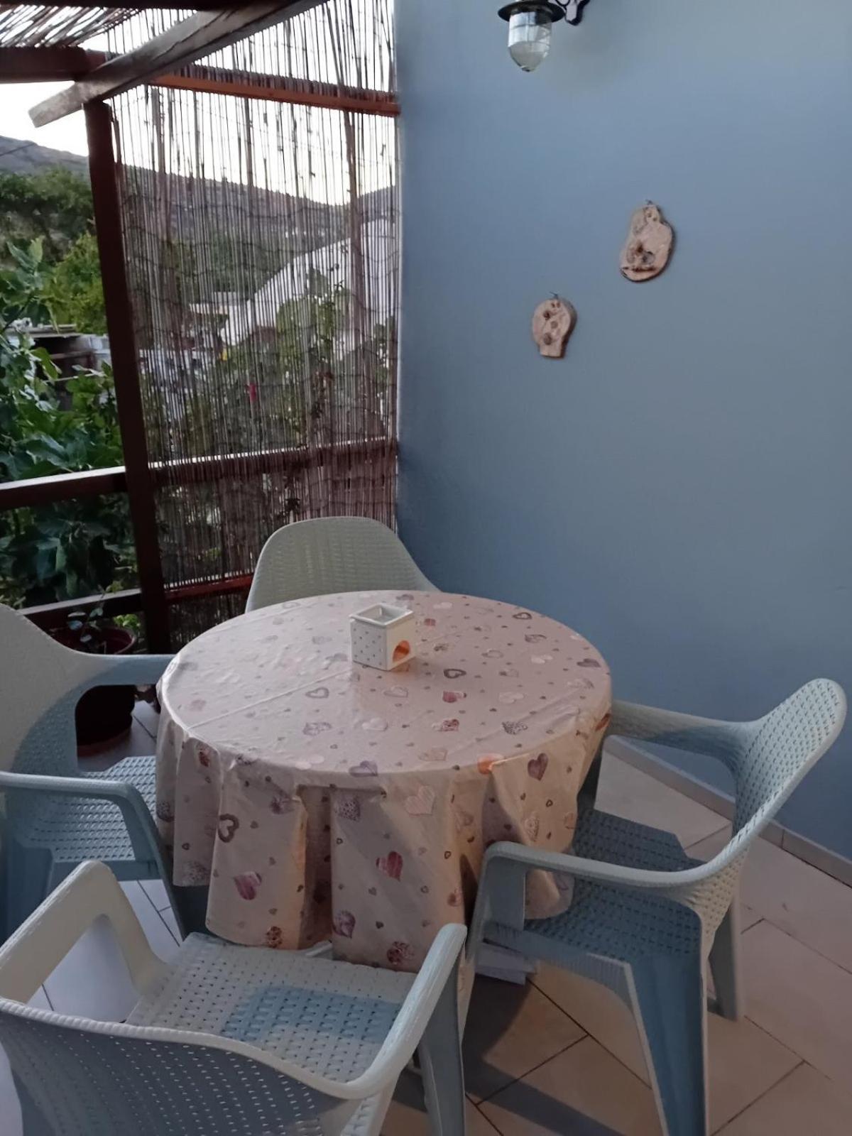 Katerina'S Apartments Kini מראה חיצוני תמונה